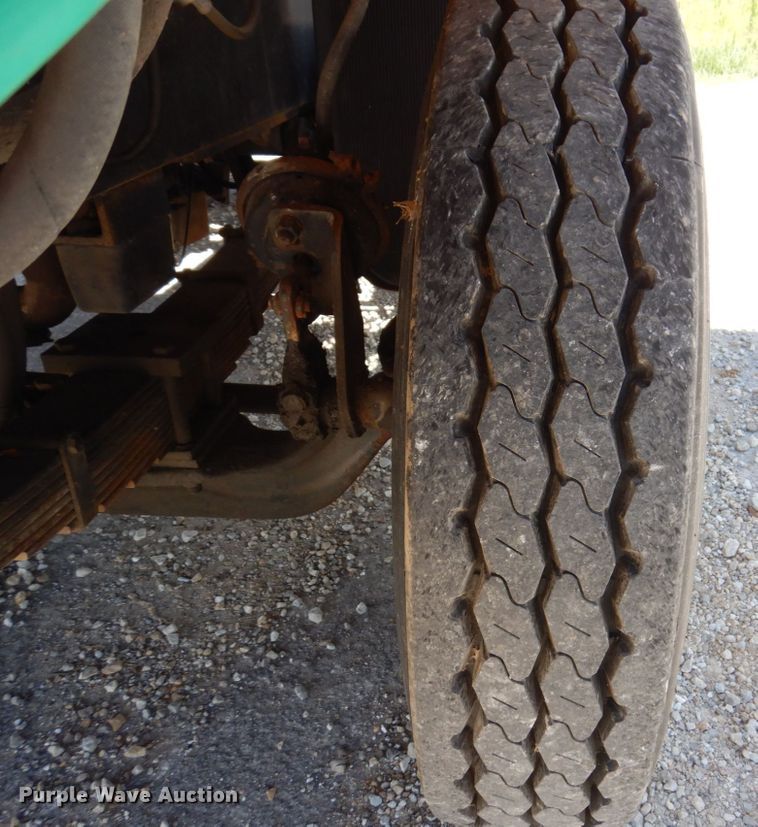 image for item KF9636 1994 Capacity TJ5000  yard truck