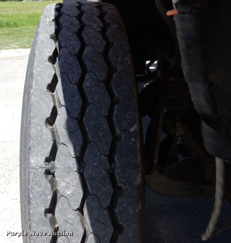 image for item KF9636 1994 Capacity TJ5000  yard truck