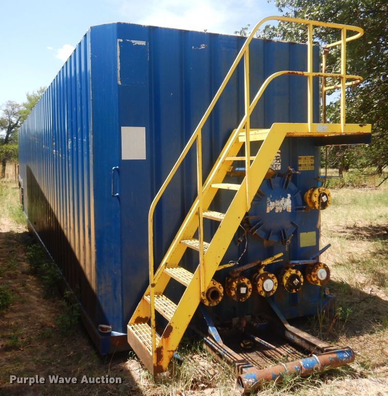 image for item KI9253 2004 Frac 500B  frac tank trailer