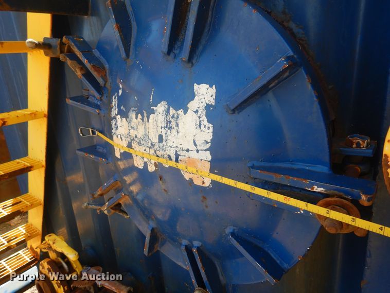 image for item KI9253 2004 Frac 500B  frac tank trailer