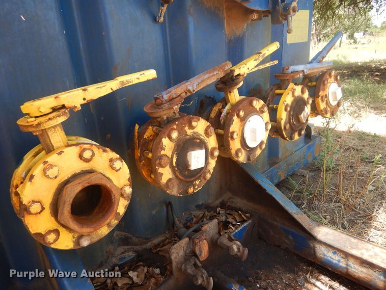 image for item KI9253 2004 Frac 500B  frac tank trailer