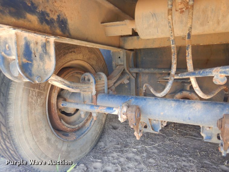 image for item KI9253 2004 Frac 500B  frac tank trailer