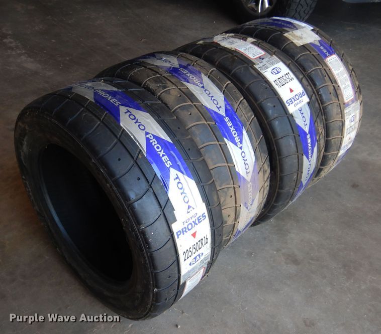 image for item KI9258 (4) Toyota Proxes 225/50ZR16 tires