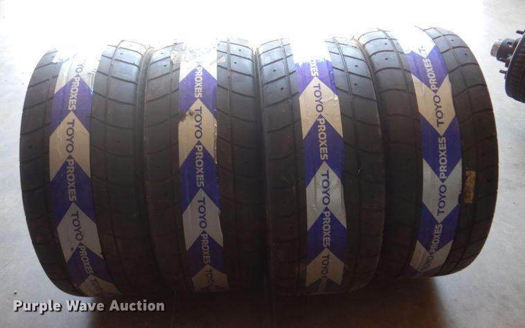 image for item KI9258 (4) Toyota Proxes 225/50ZR16 tires