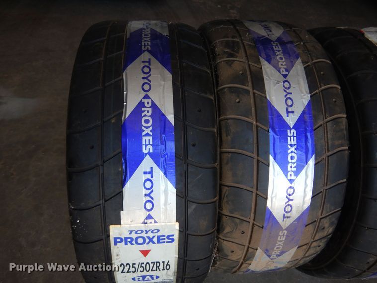 image for item KI9258 (4) Toyota Proxes 225/50ZR16 tires