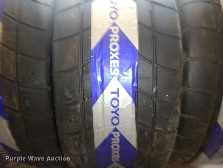 image for item KI9258 (4) Toyota Proxes 225/50ZR16 tires