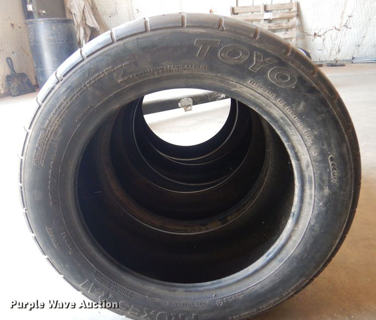 image for item KI9258 (4) Toyota Proxes 225/50ZR16 tires