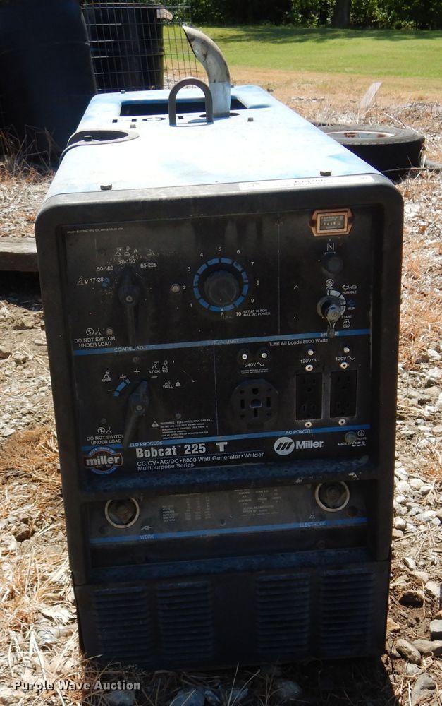 image for item KI9286 Miller Bobcat 225  welder/generator