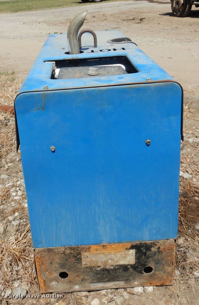 image for item KI9286 Miller Bobcat 225  welder/generator