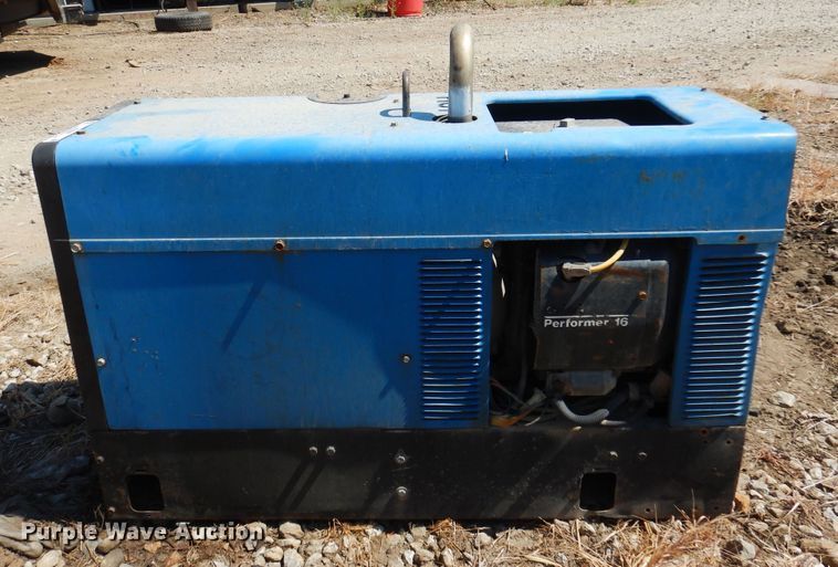 image for item KI9286 Miller Bobcat 225  welder/generator