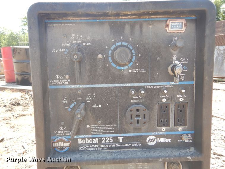 image for item KI9286 Miller Bobcat 225  welder/generator