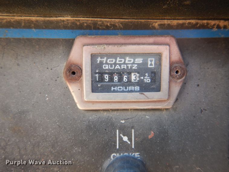 image for item KI9286 Miller Bobcat 225  welder/generator