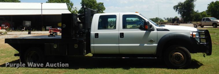 image for item KI9288 2016 Ford F550 Super Duty  flatbed truck