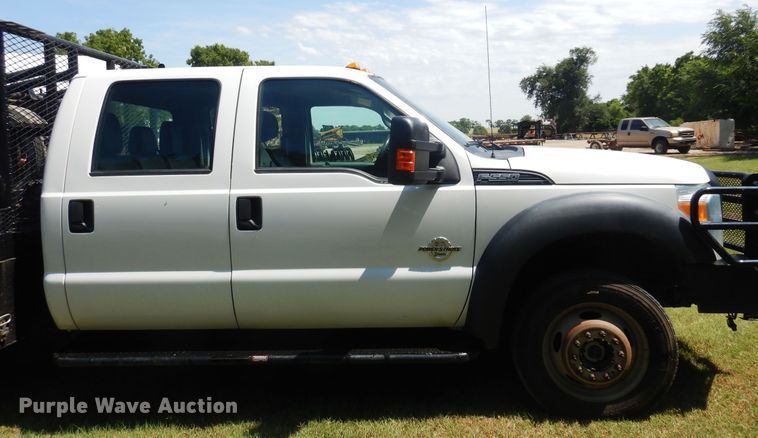 image for item KI9288 2016 Ford F550 Super Duty  flatbed truck