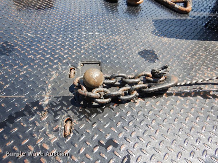 image for item KI9288 2016 Ford F550 Super Duty  flatbed truck