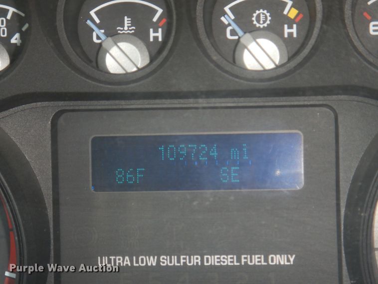 image for item KI9288 2016 Ford F550 Super Duty  flatbed truck