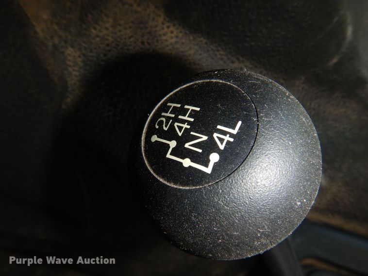 image for item KI9288 2016 Ford F550 Super Duty  flatbed truck