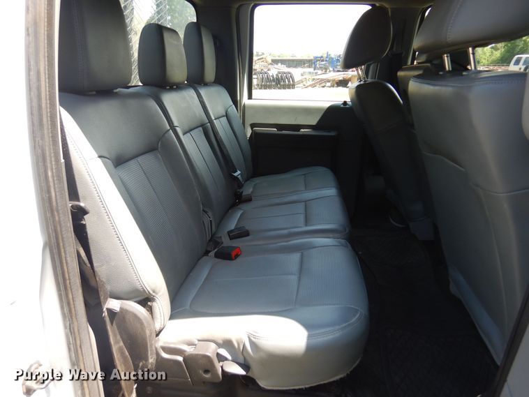 image for item KI9288 2016 Ford F550 Super Duty  flatbed truck