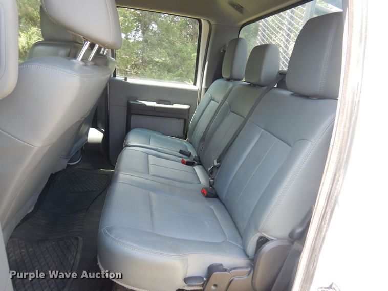 image for item KI9288 2016 Ford F550 Super Duty  flatbed truck