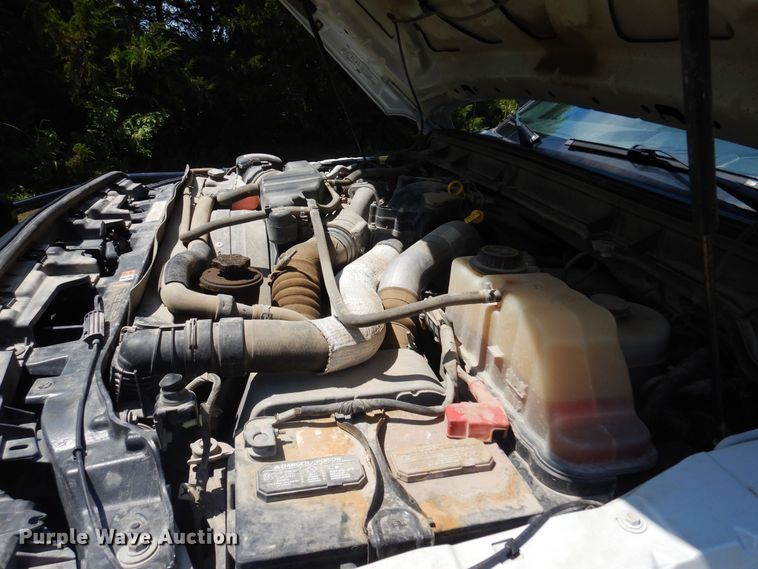 image for item KI9288 2016 Ford F550 Super Duty  flatbed truck