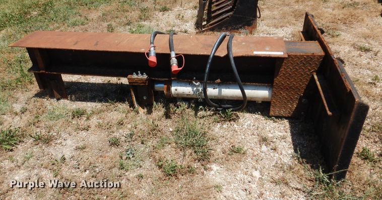 image for item KI9299 Shop built  skid steer log splitter