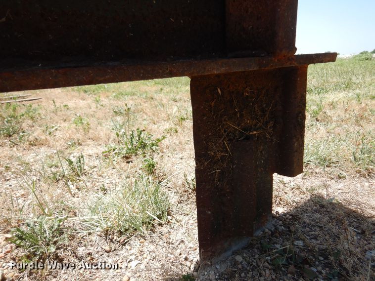 image for item KI9299 Shop built  skid steer log splitter