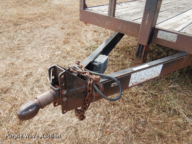 image for item KI9307 2000 Blair  equipment trailer