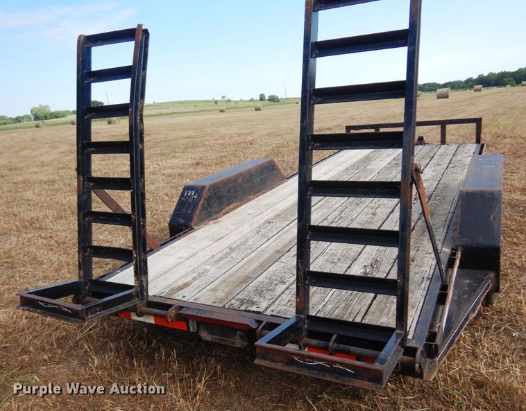 image for item KI9307 2000 Blair  equipment trailer