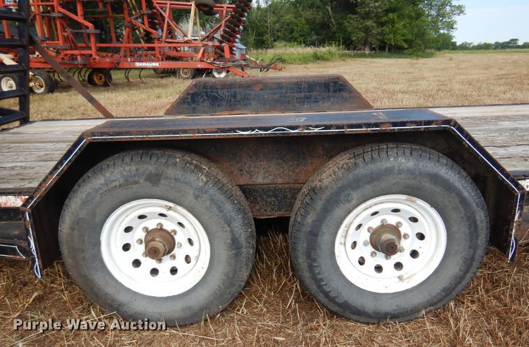 image for item KI9307 2000 Blair  equipment trailer