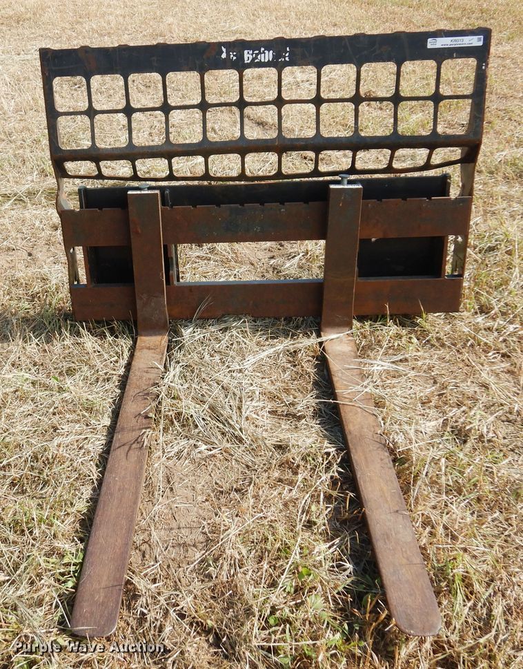 image for item KI9313 Skid steer forks