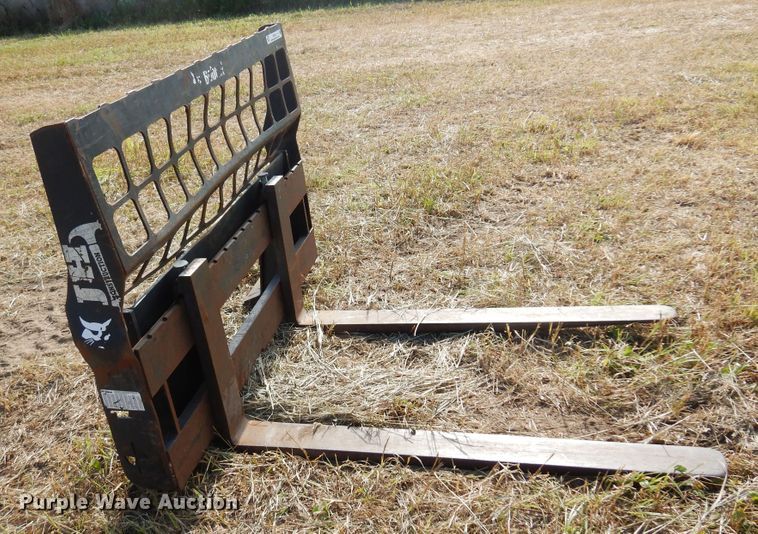 image for item KI9313 Skid steer forks