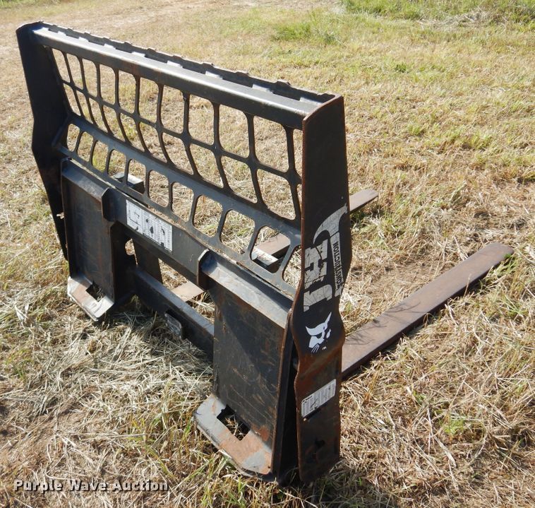 image for item KI9313 Skid steer forks