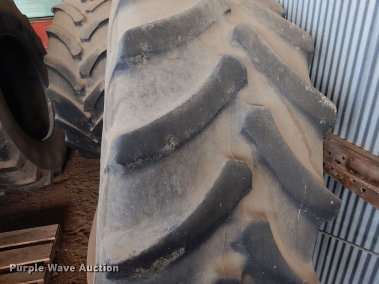 image for item KI9318 (3) Firestone Radial All Traction tires