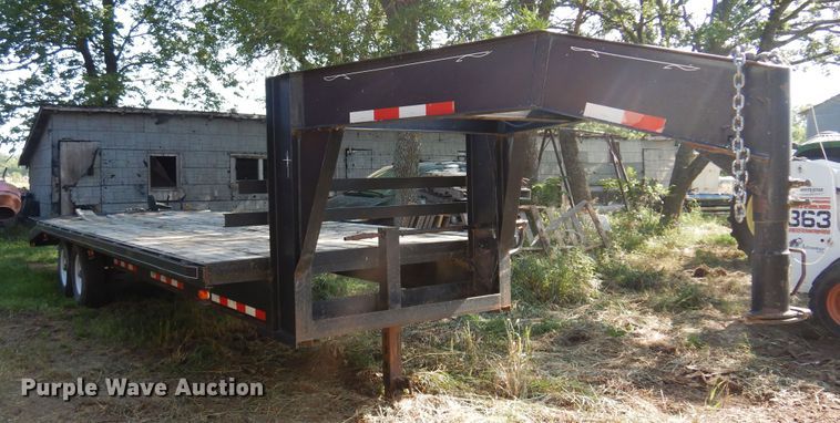 image for item KI9323 2004 Starlite  equipment trailer