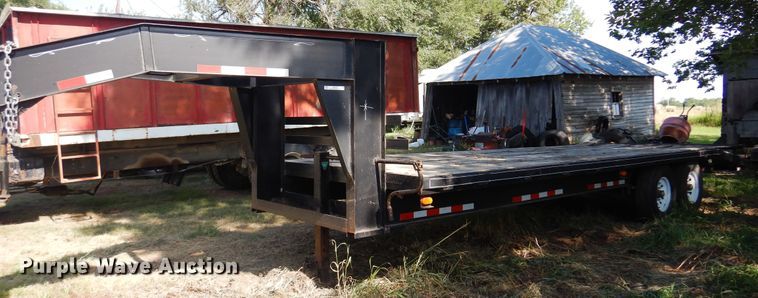image for item KI9323 2004 Starlite  equipment trailer