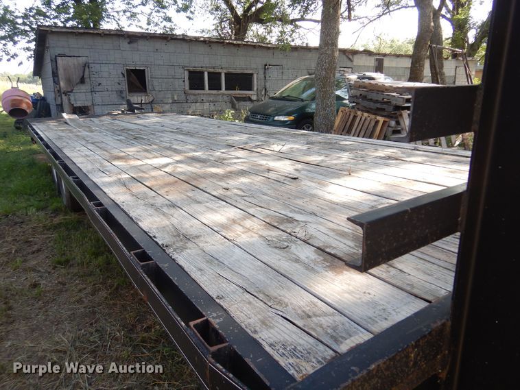 image for item KI9323 2004 Starlite  equipment trailer