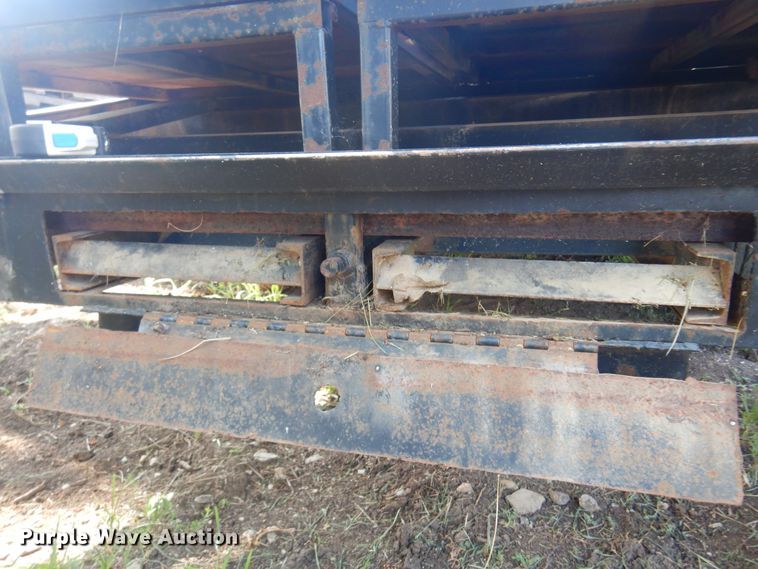 image for item KI9323 2004 Starlite  equipment trailer