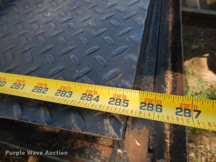 image for item KI9323 2004 Starlite  equipment trailer