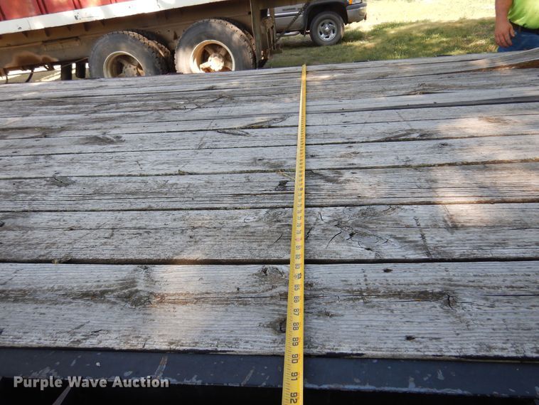 image for item KI9323 2004 Starlite  equipment trailer