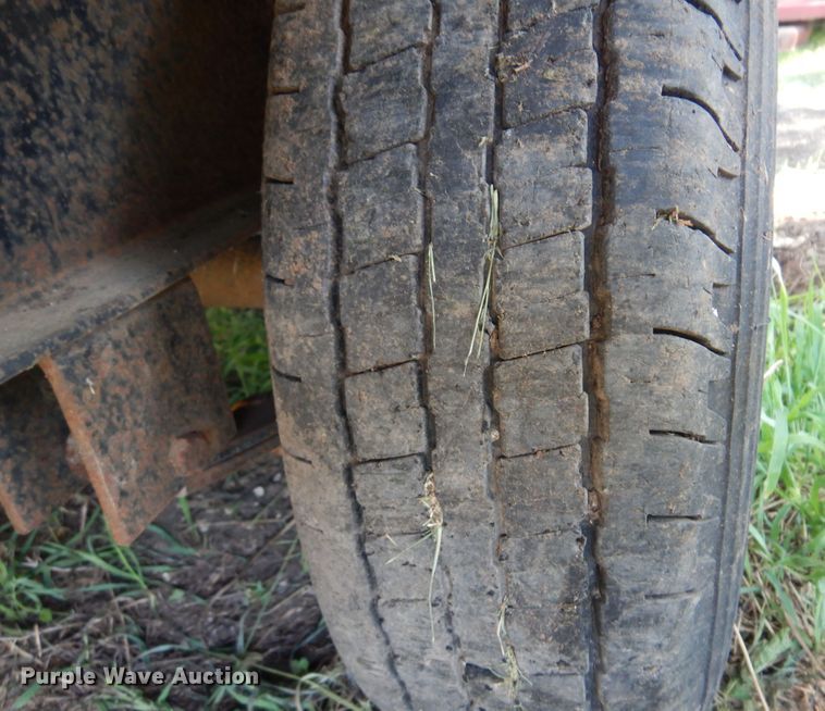 image for item KI9323 2004 Starlite  equipment trailer