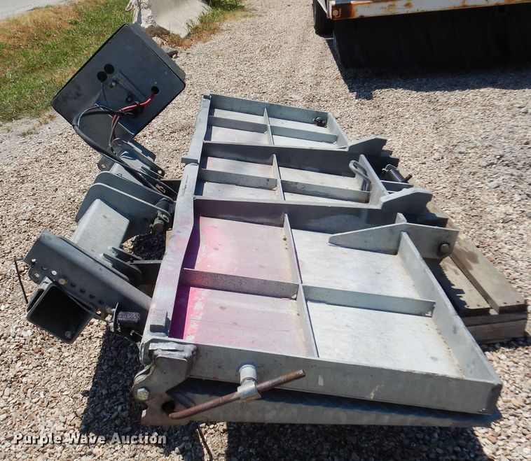 image for item KI9329 Maxon TE-25L  Tuk-a-way lift gate