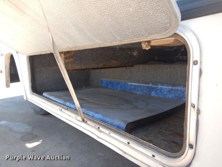 image for item KI9330 1992 Gulf Stream Sunsport  RV