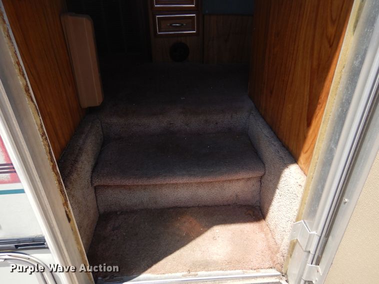 image for item KI9330 1992 Gulf Stream Sunsport  RV