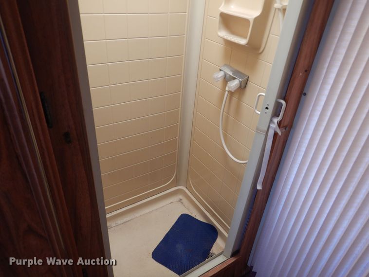 image for item KI9330 1992 Gulf Stream Sunsport  RV