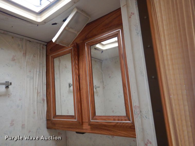 image for item KI9330 1992 Gulf Stream Sunsport  RV