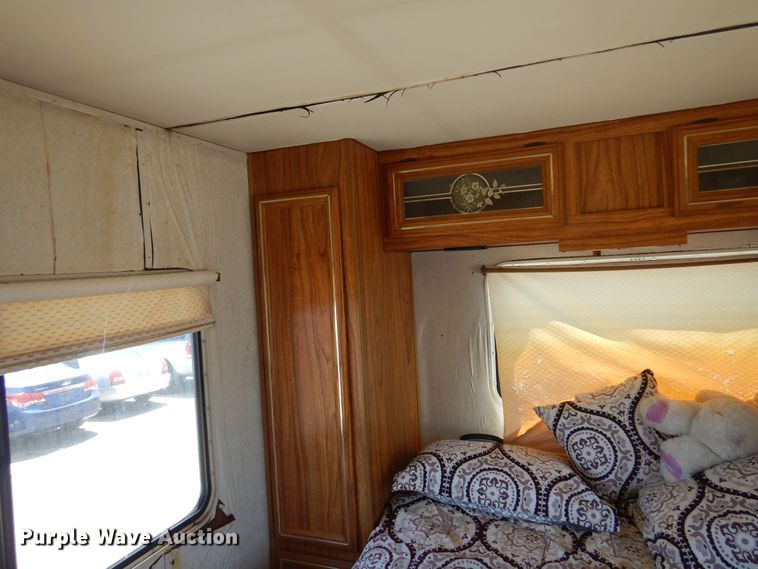 image for item KI9330 1992 Gulf Stream Sunsport  RV