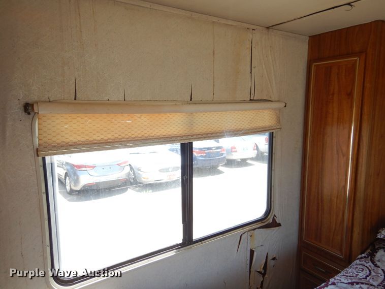 image for item KI9330 1992 Gulf Stream Sunsport  RV