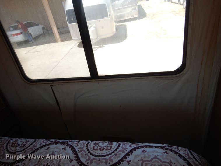 image for item KI9330 1992 Gulf Stream Sunsport  RV