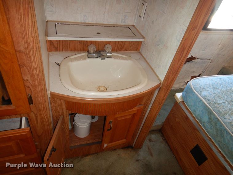 image for item KI9347 1998 Gulf Stream Sun Sport  RV