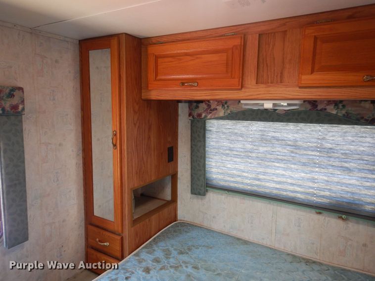 image for item KI9347 1998 Gulf Stream Sun Sport  RV